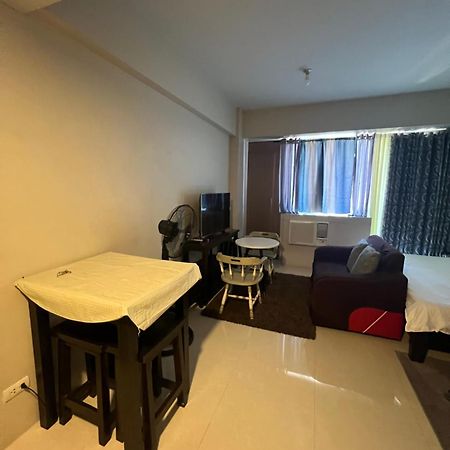 One Palmtree Villas Airport Condo Pasay Luaran gambar