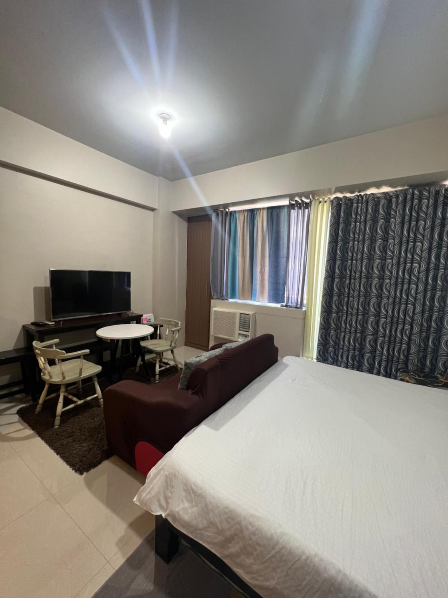 One Palmtree Villas Airport Condo Pasay Luaran gambar