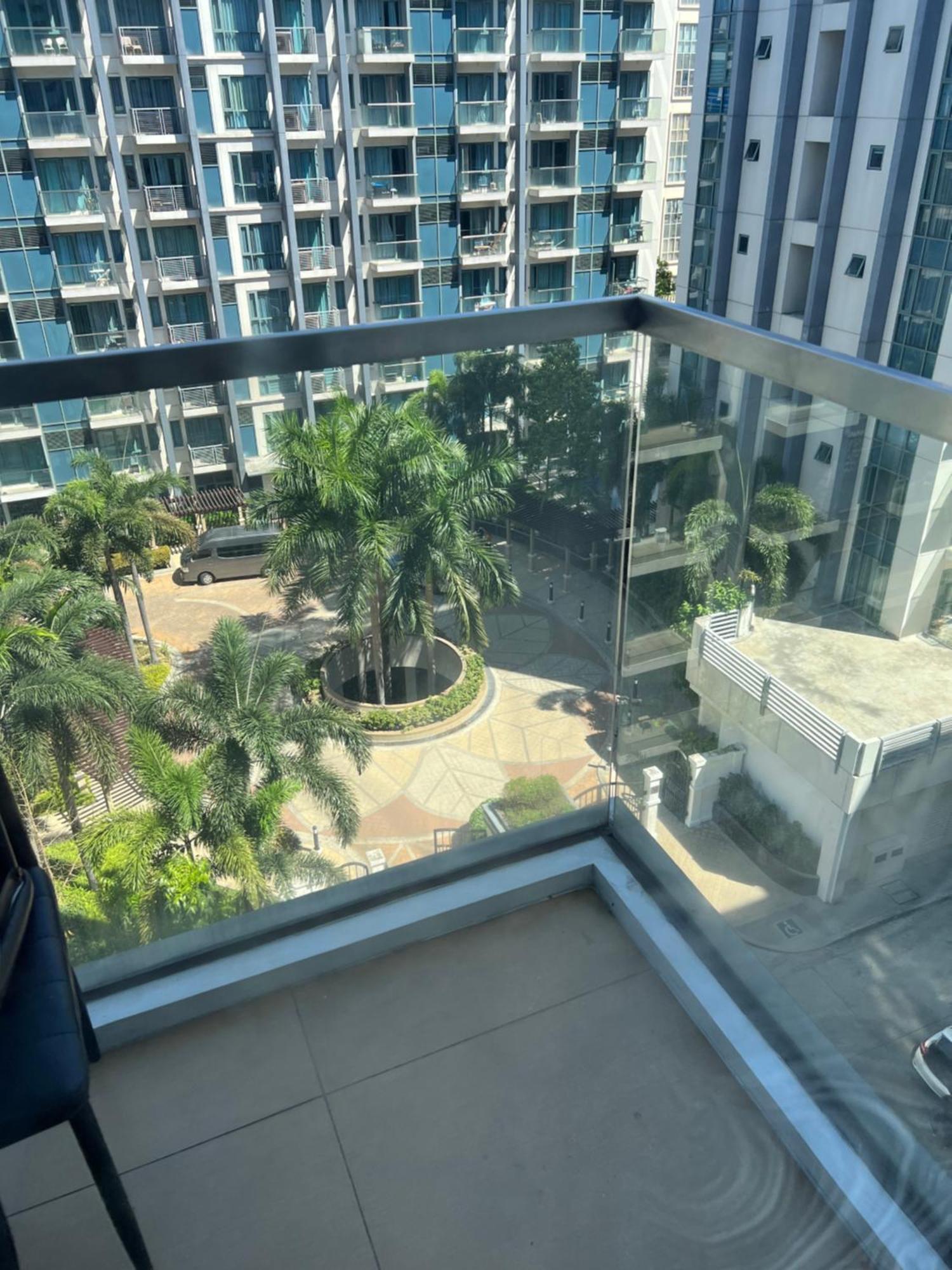 One Palmtree Villas Airport Condo Pasay Luaran gambar